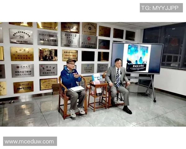 与刘秀英畅谈她的足球生涯与心路历程的精彩对话
